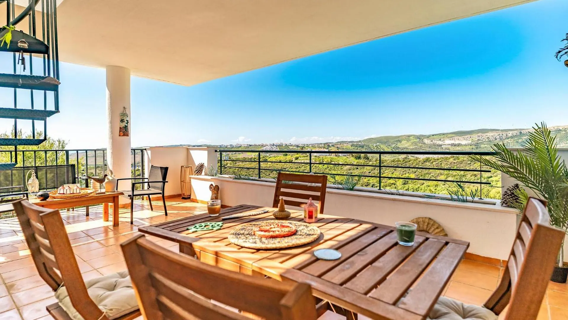 Amazing Apartment In Casares Costa Bahia de Casares